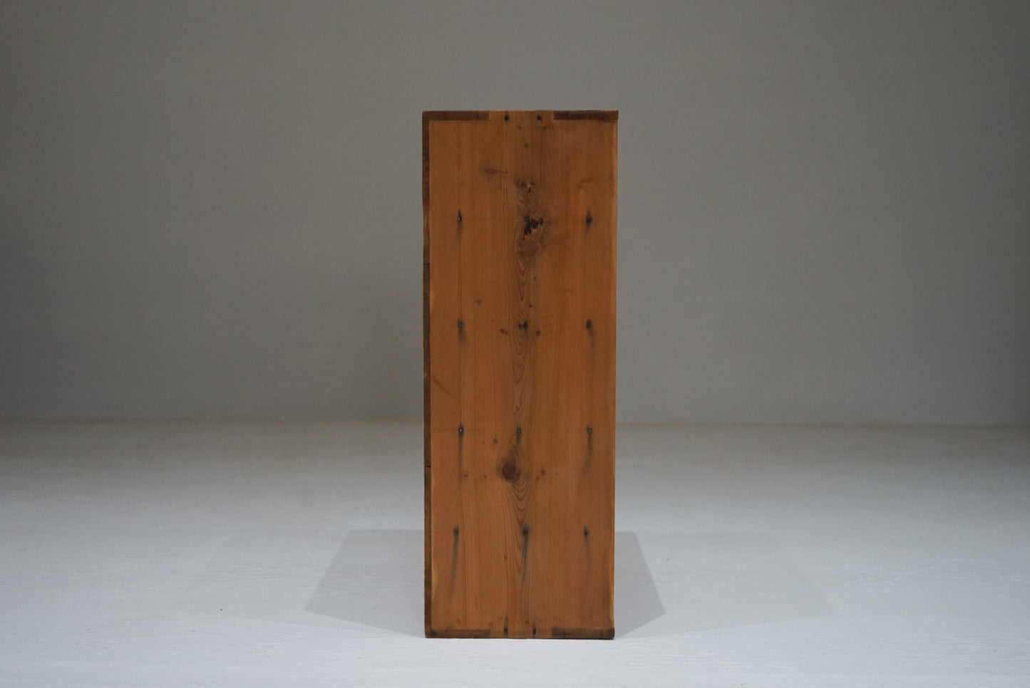 引き出し10杯の収納棚