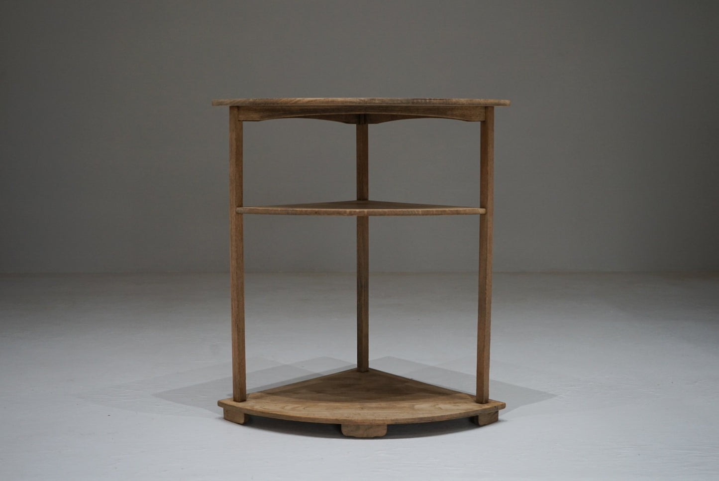 コーナーラック