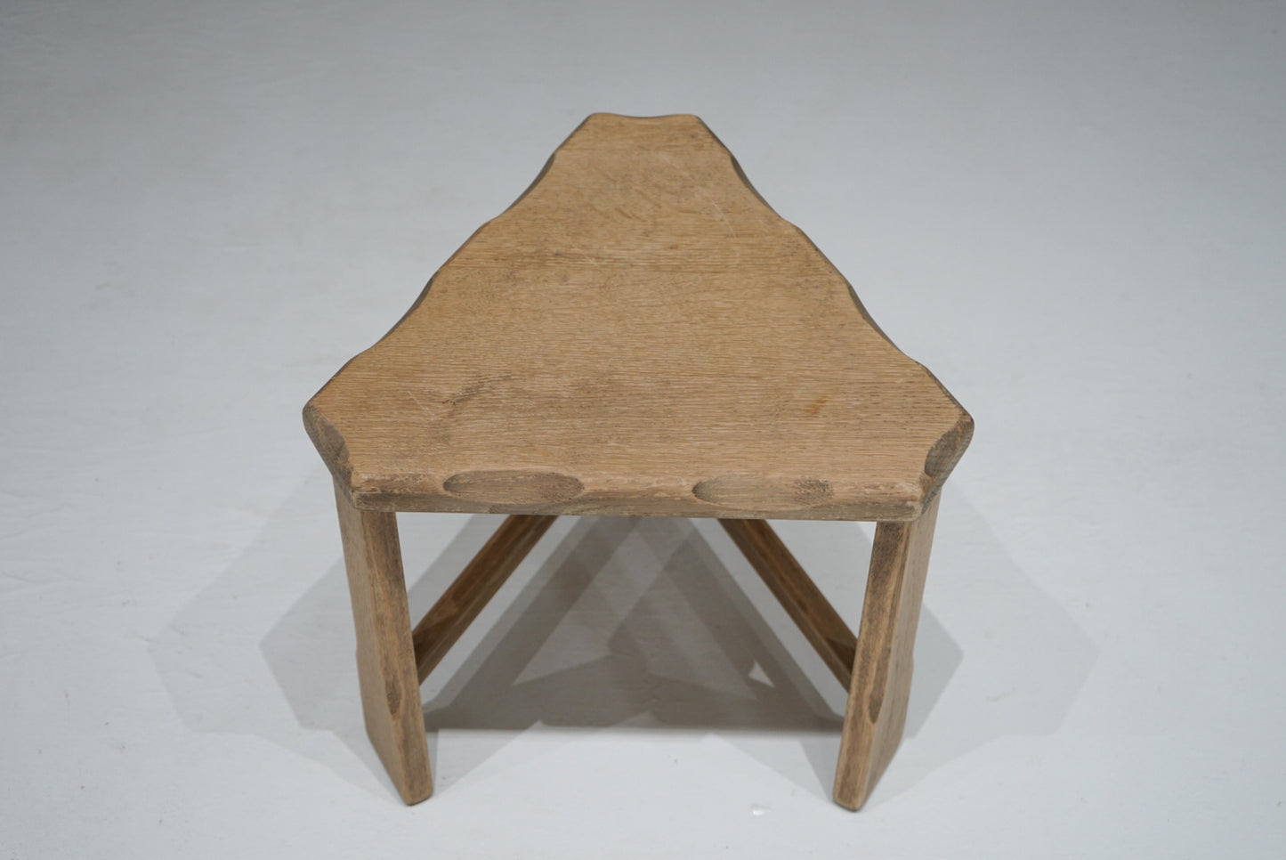 ネストテーブル