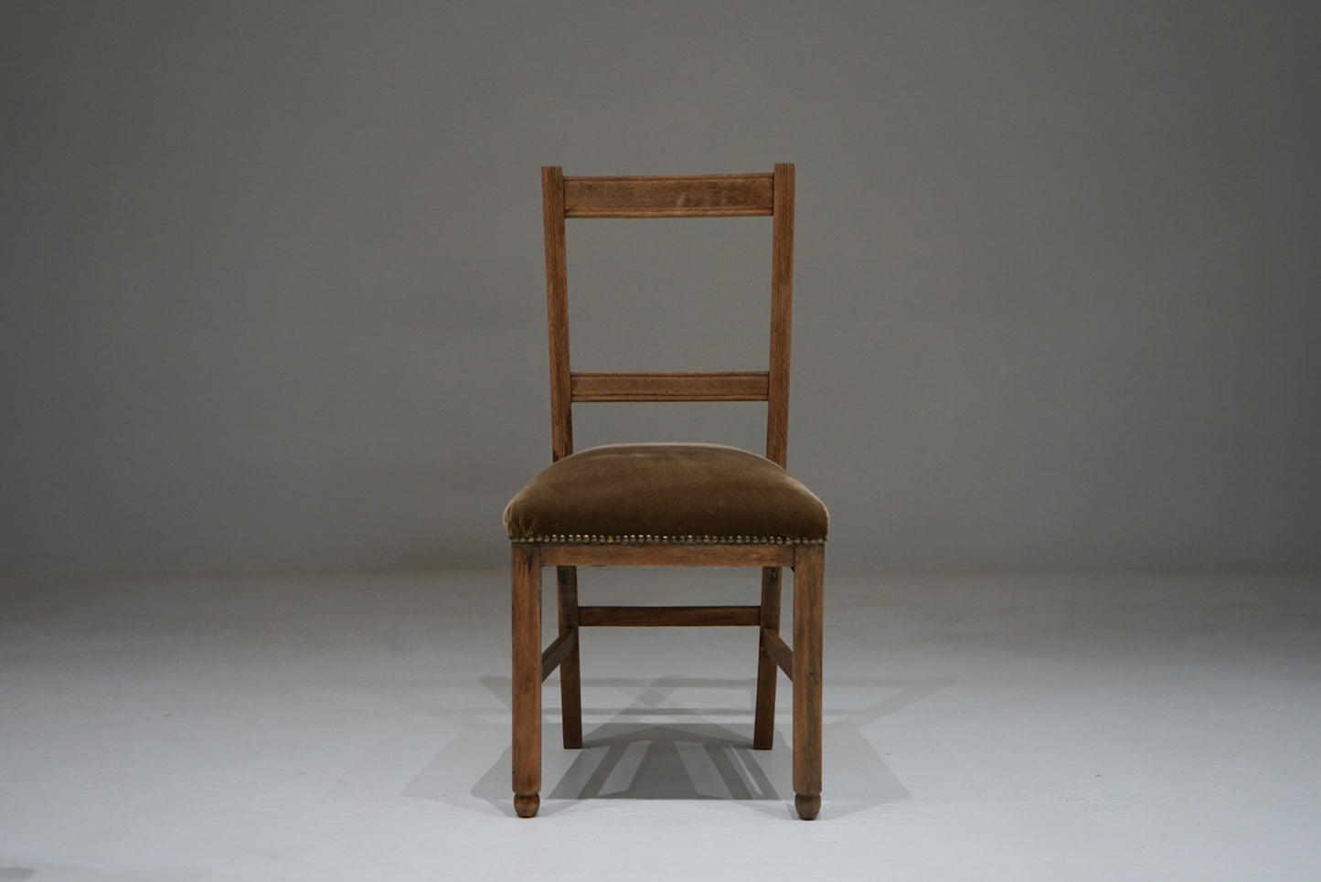 ダイニングチェア A