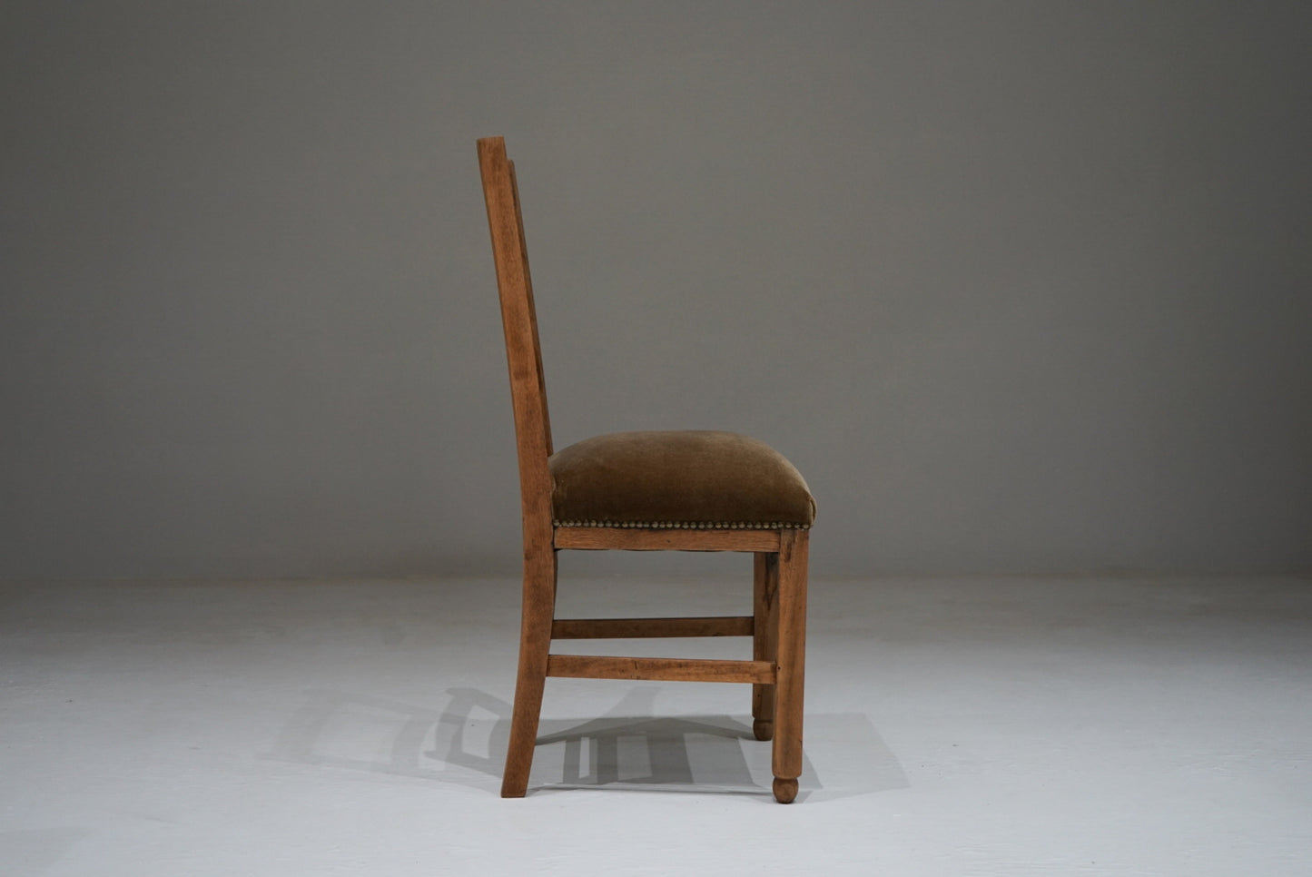 ダイニングチェア B