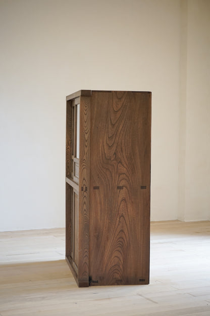 Storage shelf