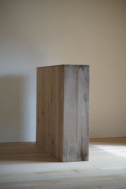 Storage shelf