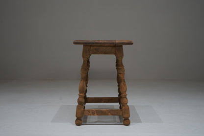 サイドテーブル