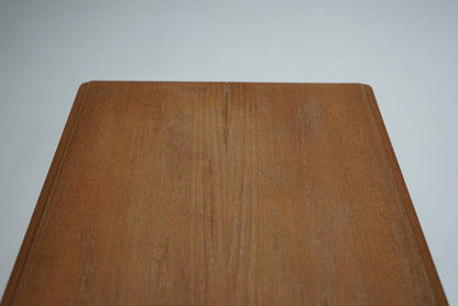 サイドテーブル