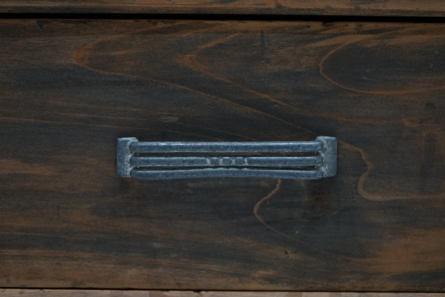 引き出し22杯の収納棚