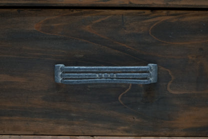 引き出し22杯の収納棚