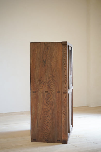 Storage shelf