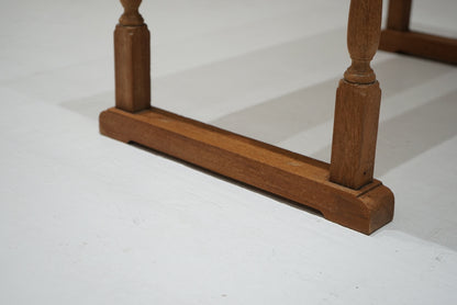 サイドテーブル