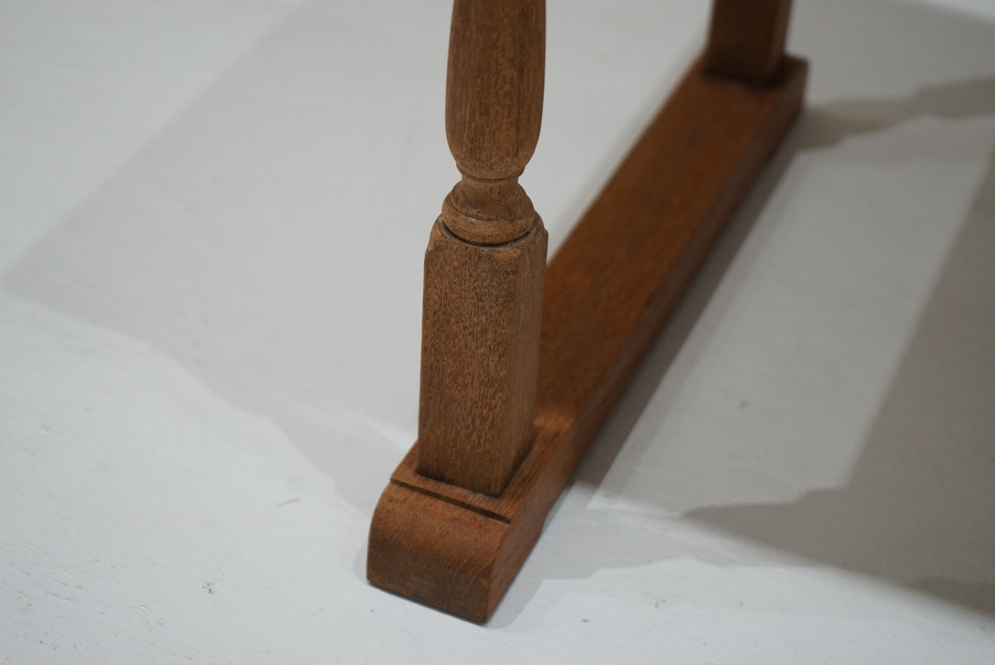 サイドテーブル