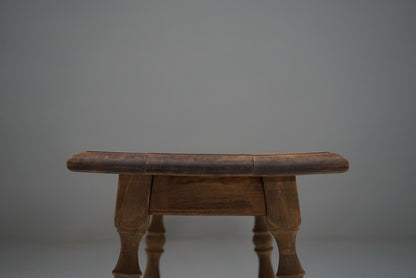 サイドテーブル