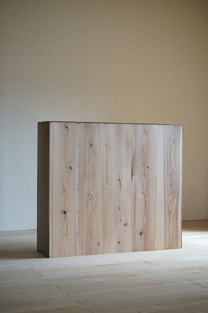 Storage shelf