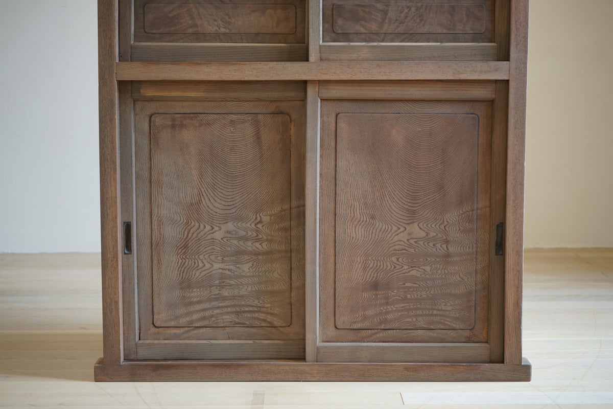 Storage shelf