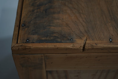 引き出し22杯の収納棚