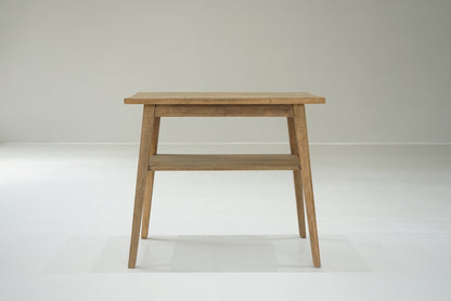 サイドテーブル