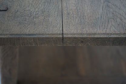 サイドテーブル