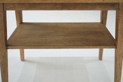 サイドテーブル