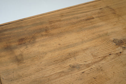 ダイニングテーブル