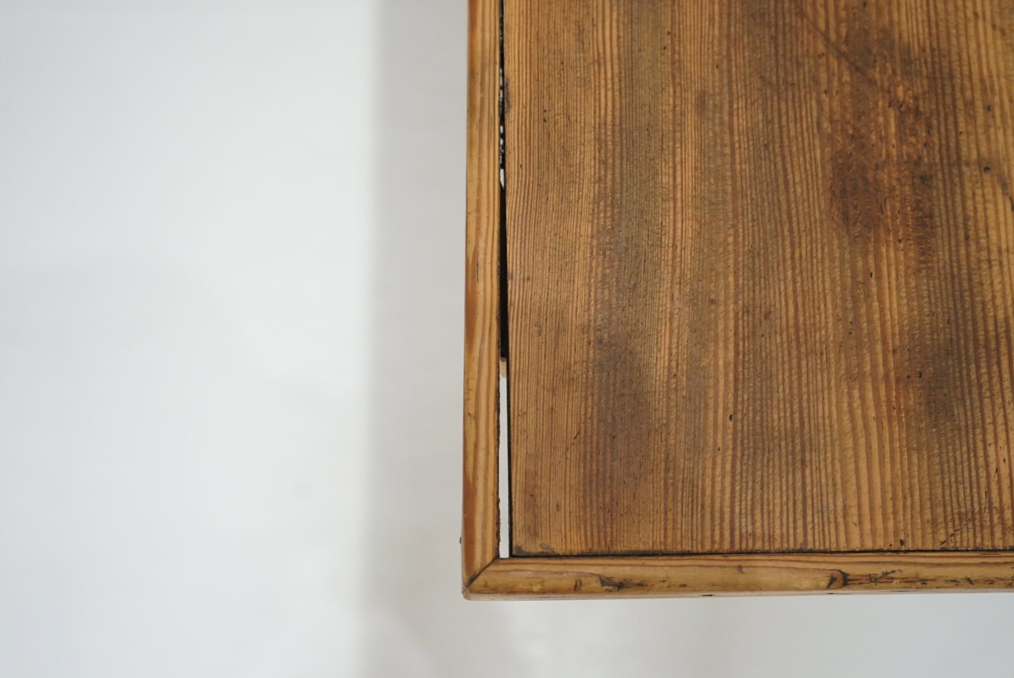 ダイニングテーブル