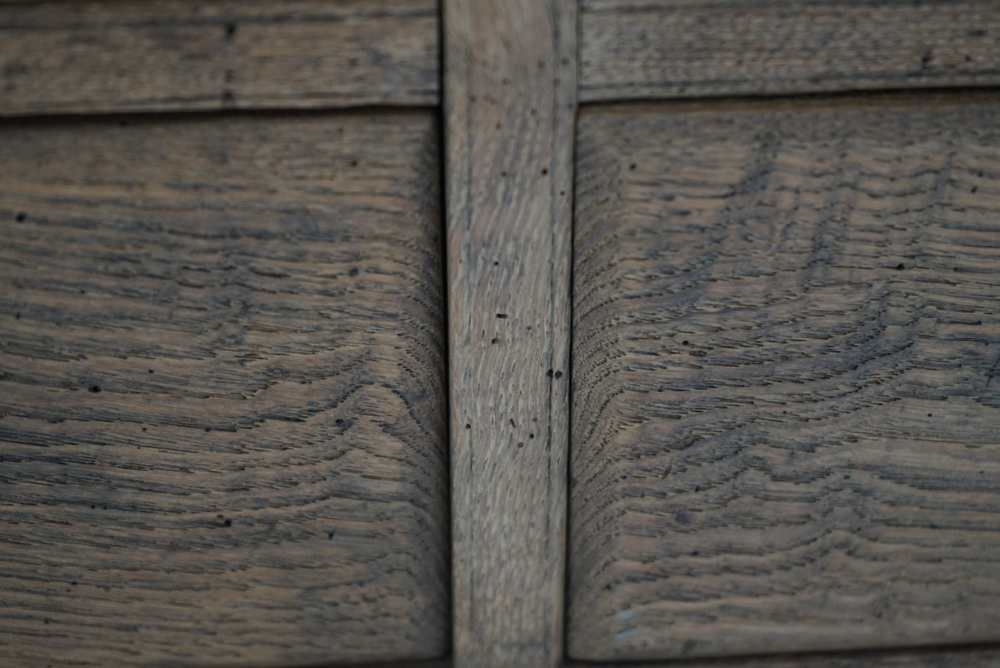 引き出し12杯の収納棚