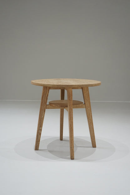 ラウンドテーブル