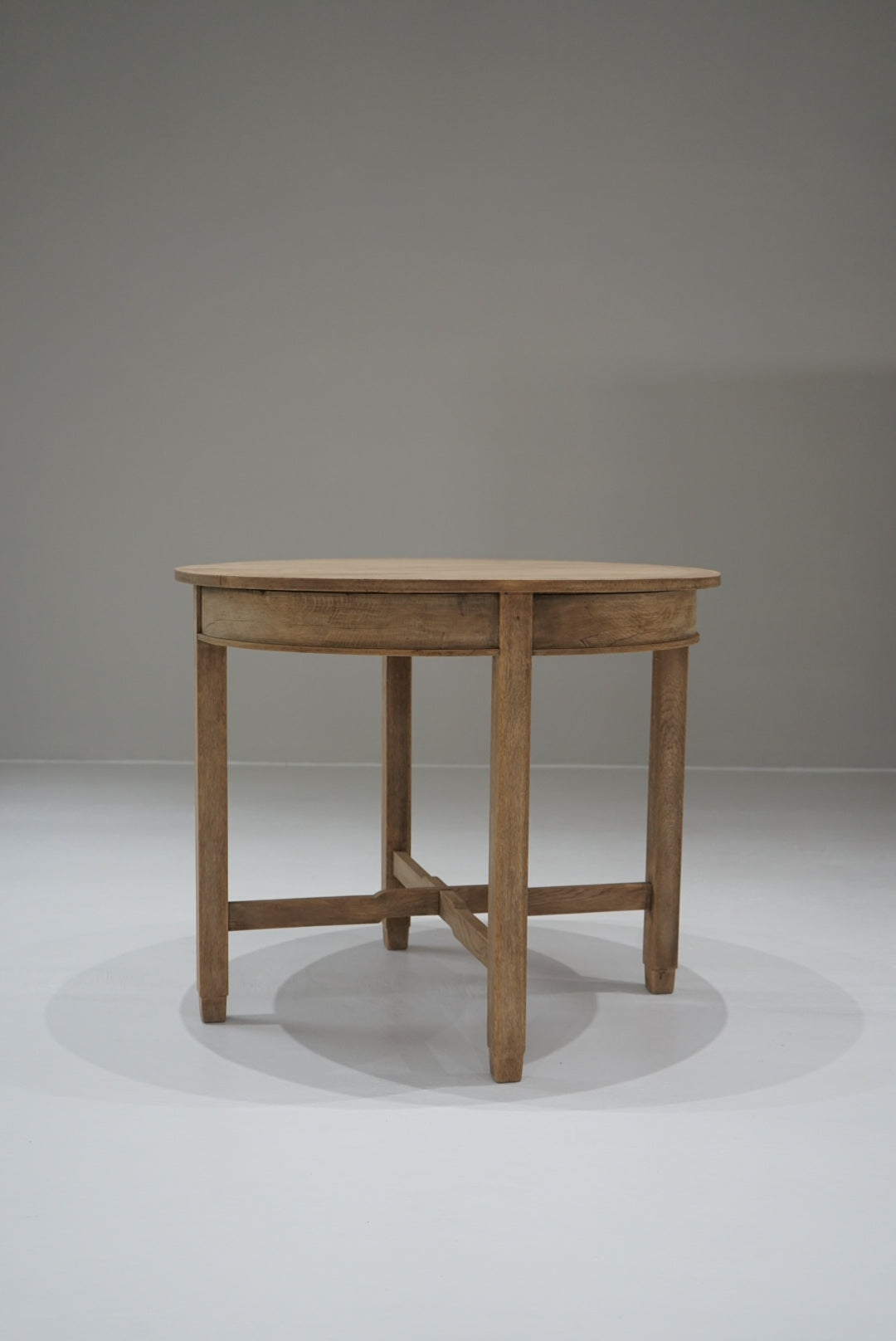 ダイニングテーブル