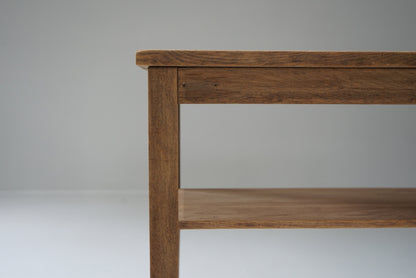 サイドテーブル