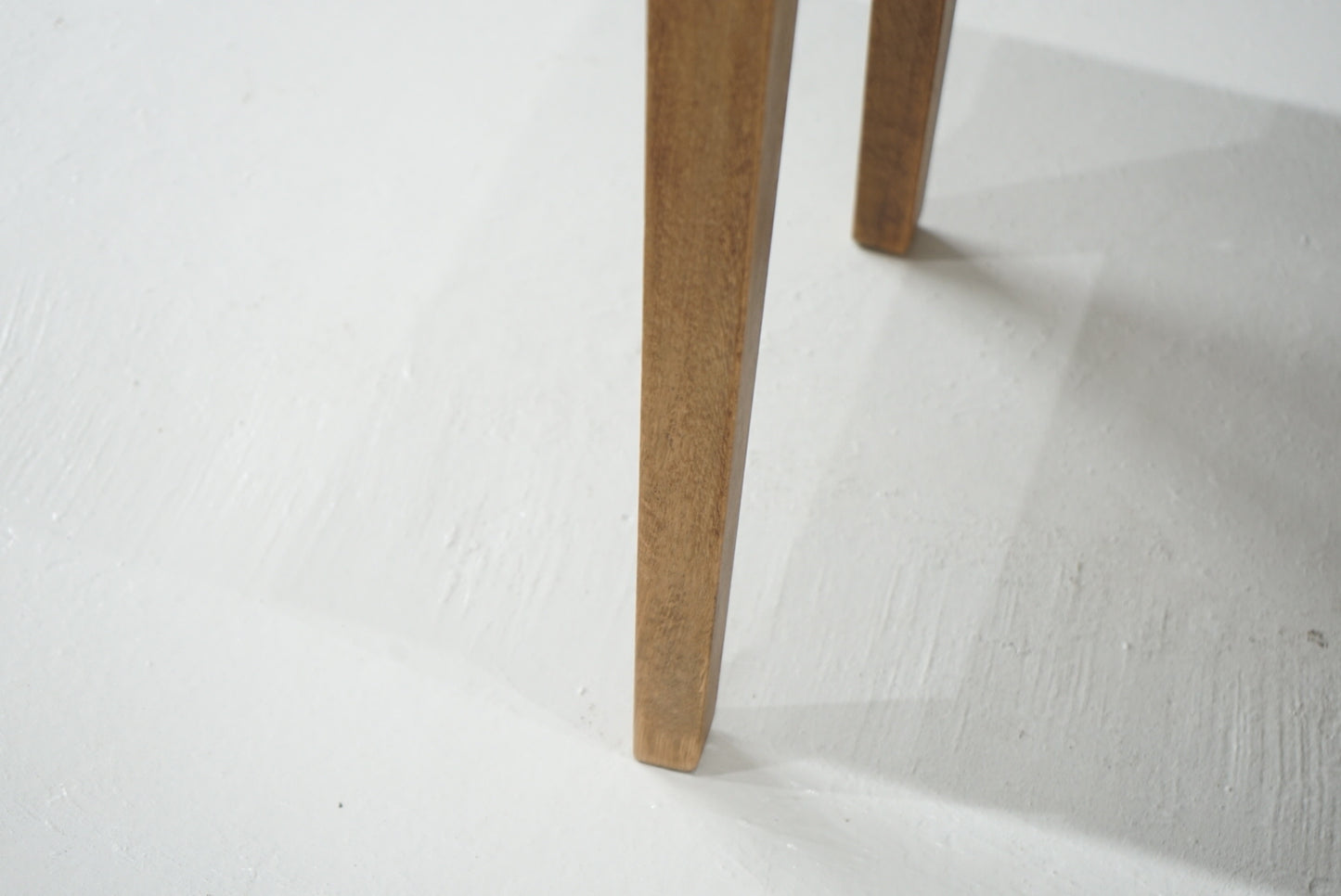 サイドテーブル