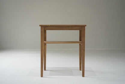 サイドテーブル