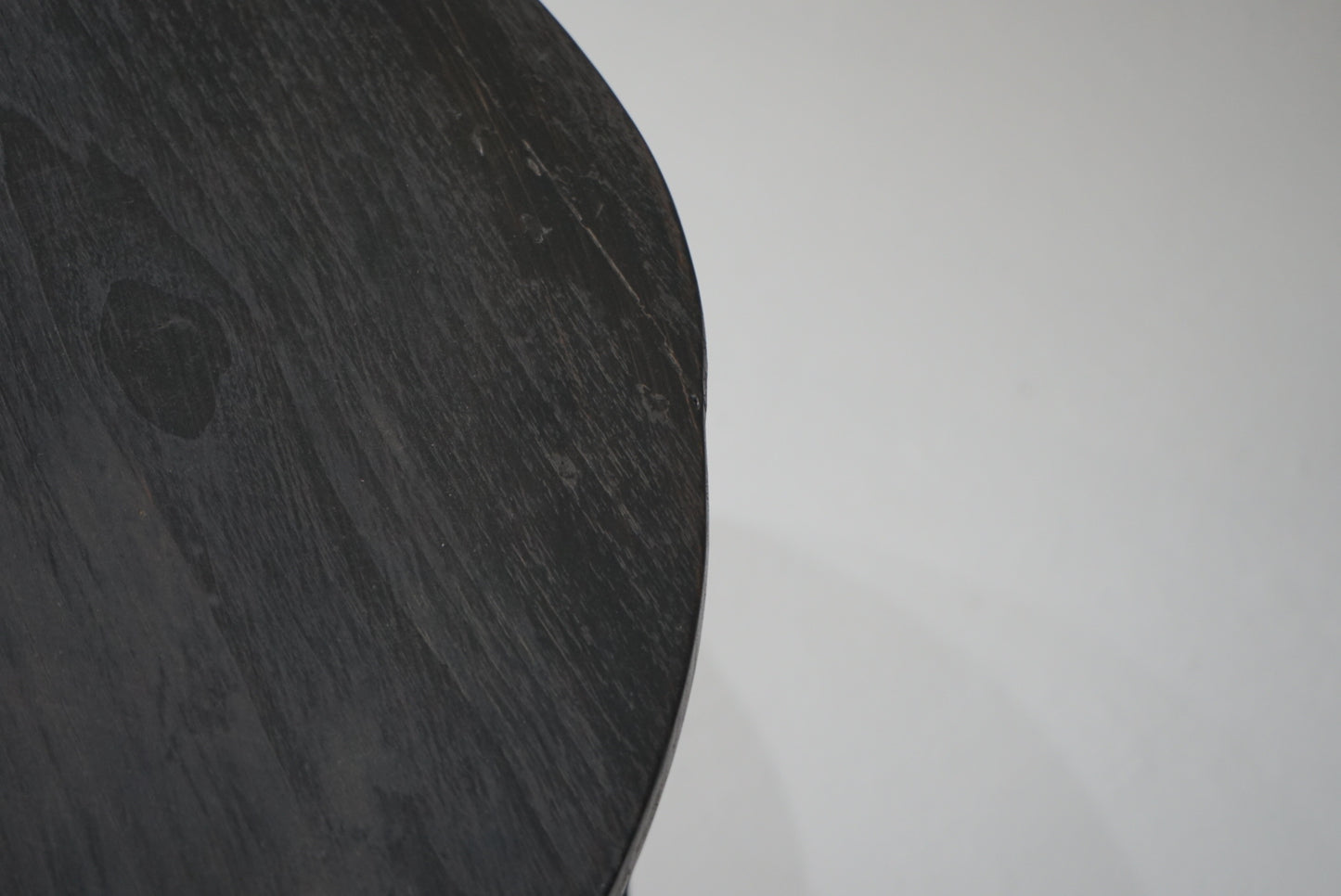 ラウンドテーブル