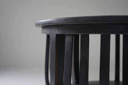 ラウンドテーブル