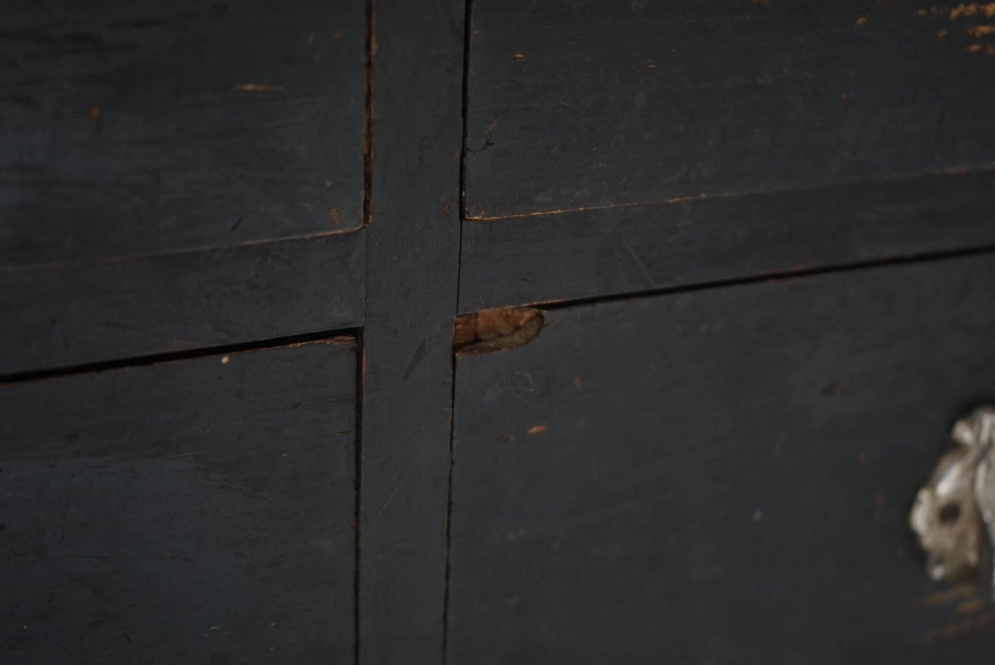 引き出し12杯の収納棚