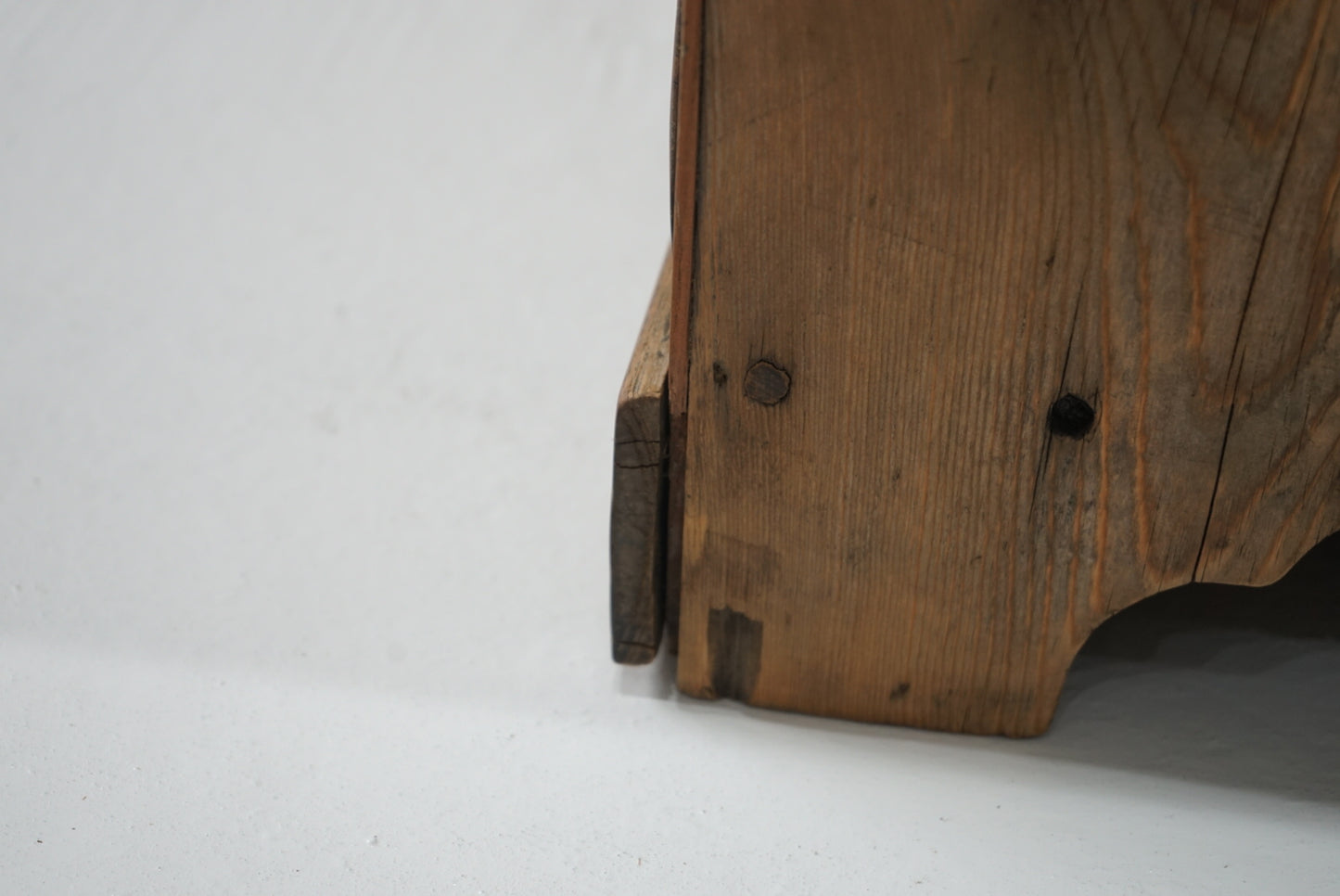 引き出し14杯の収納棚