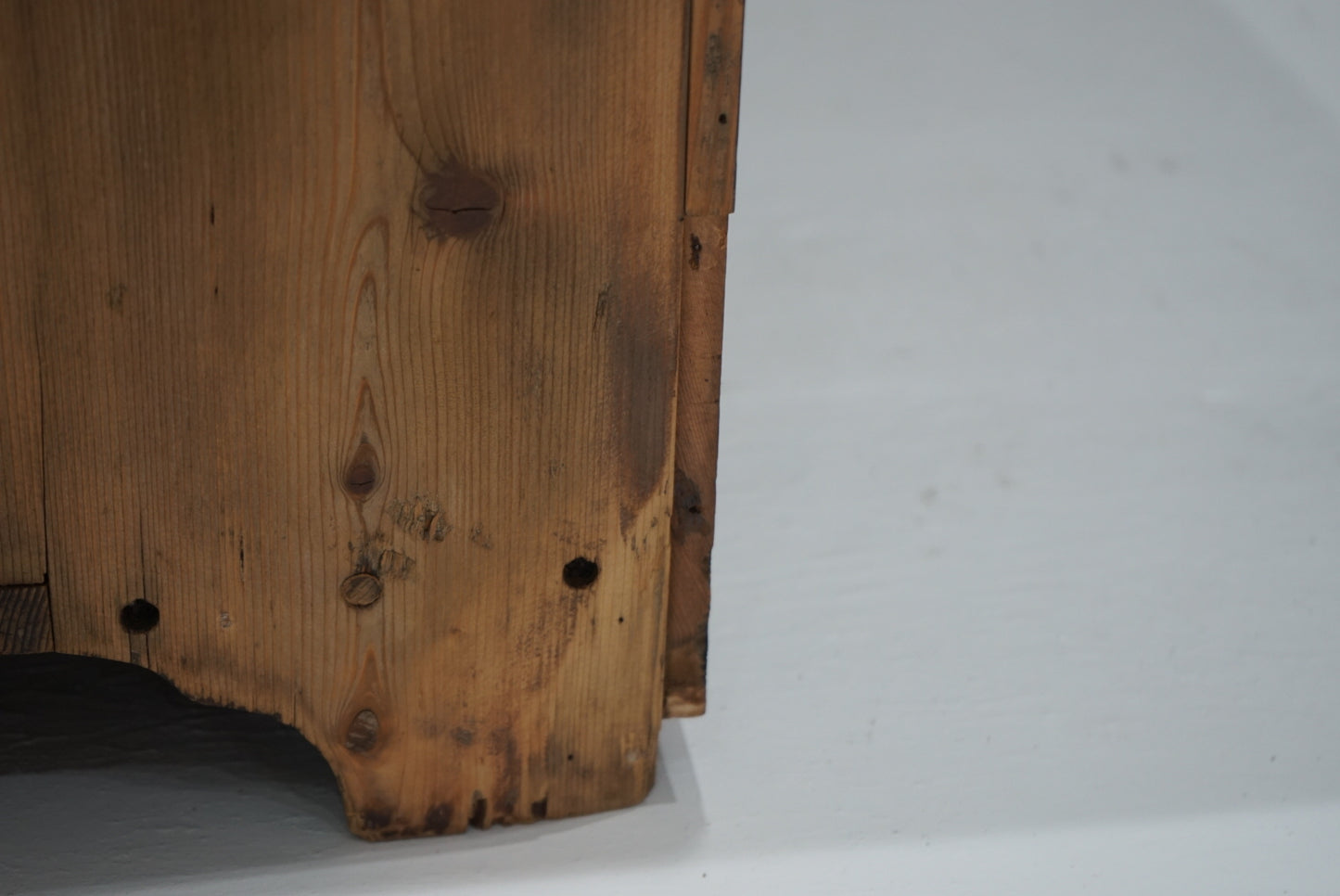 引き出し14杯の収納棚