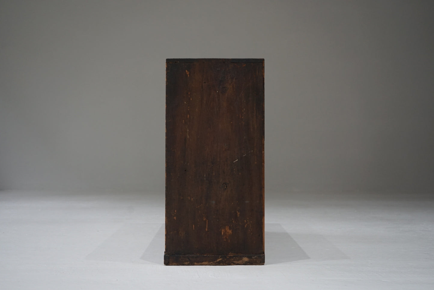 Storage shelf