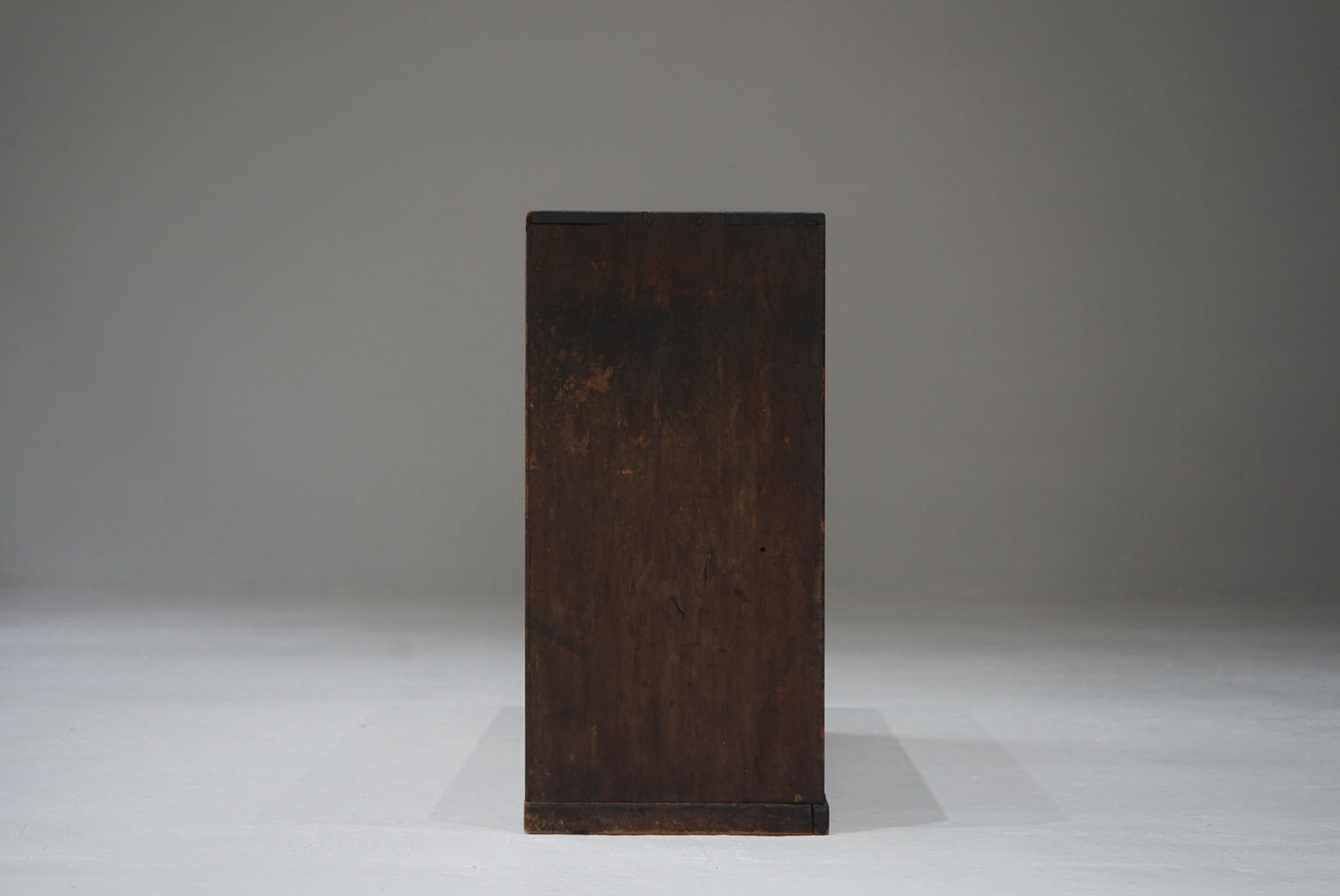 Storage shelf