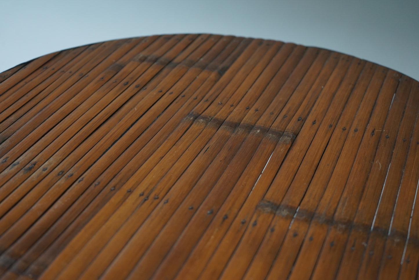 バンブーラウンドテーブル