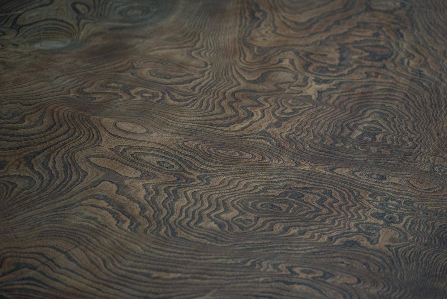 ラウンドテーブル