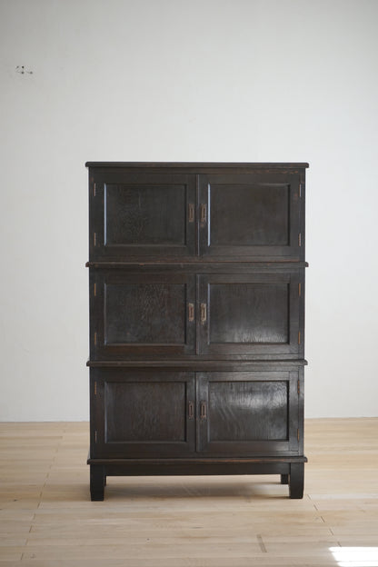 Storage shelf