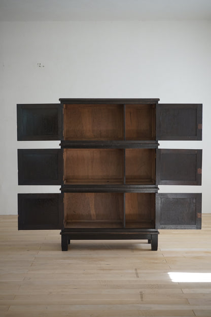 Storage shelf