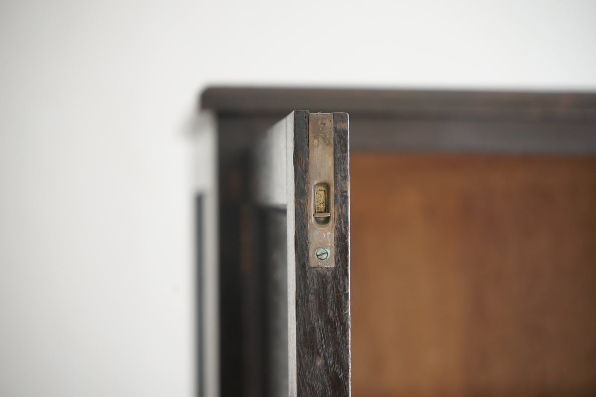Storage shelf