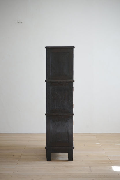 Storage shelf