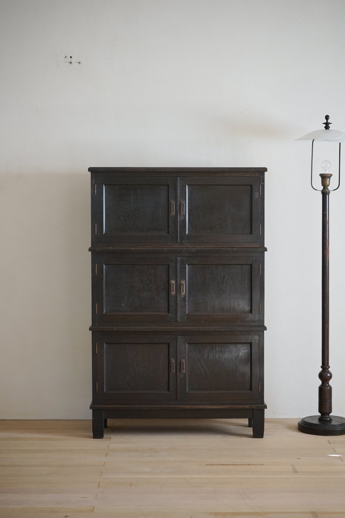 Storage shelf