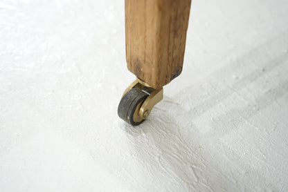 キャスターチェア