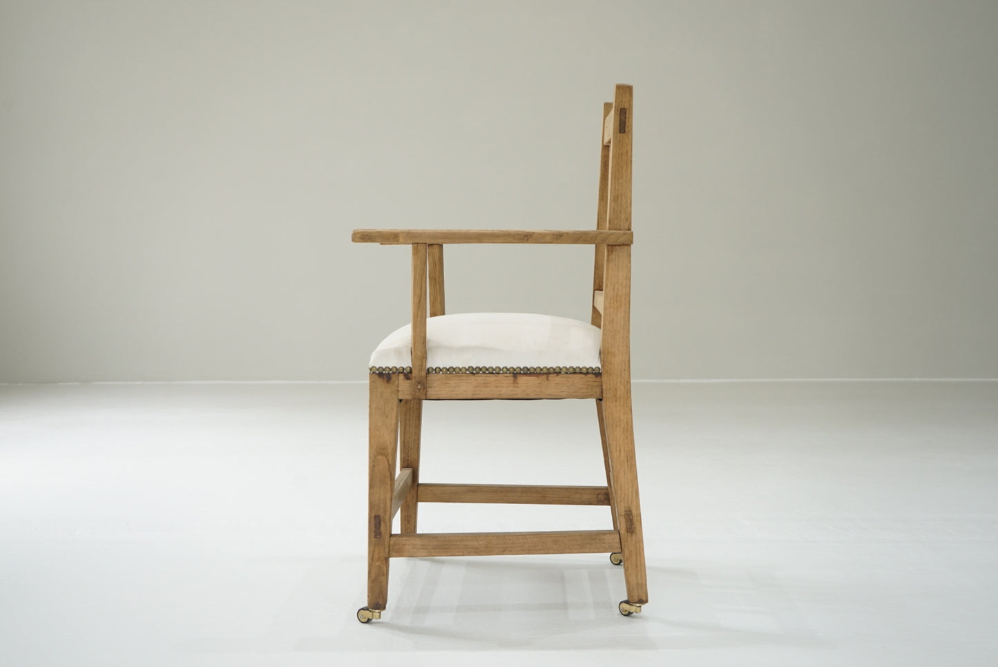 キャスターチェア