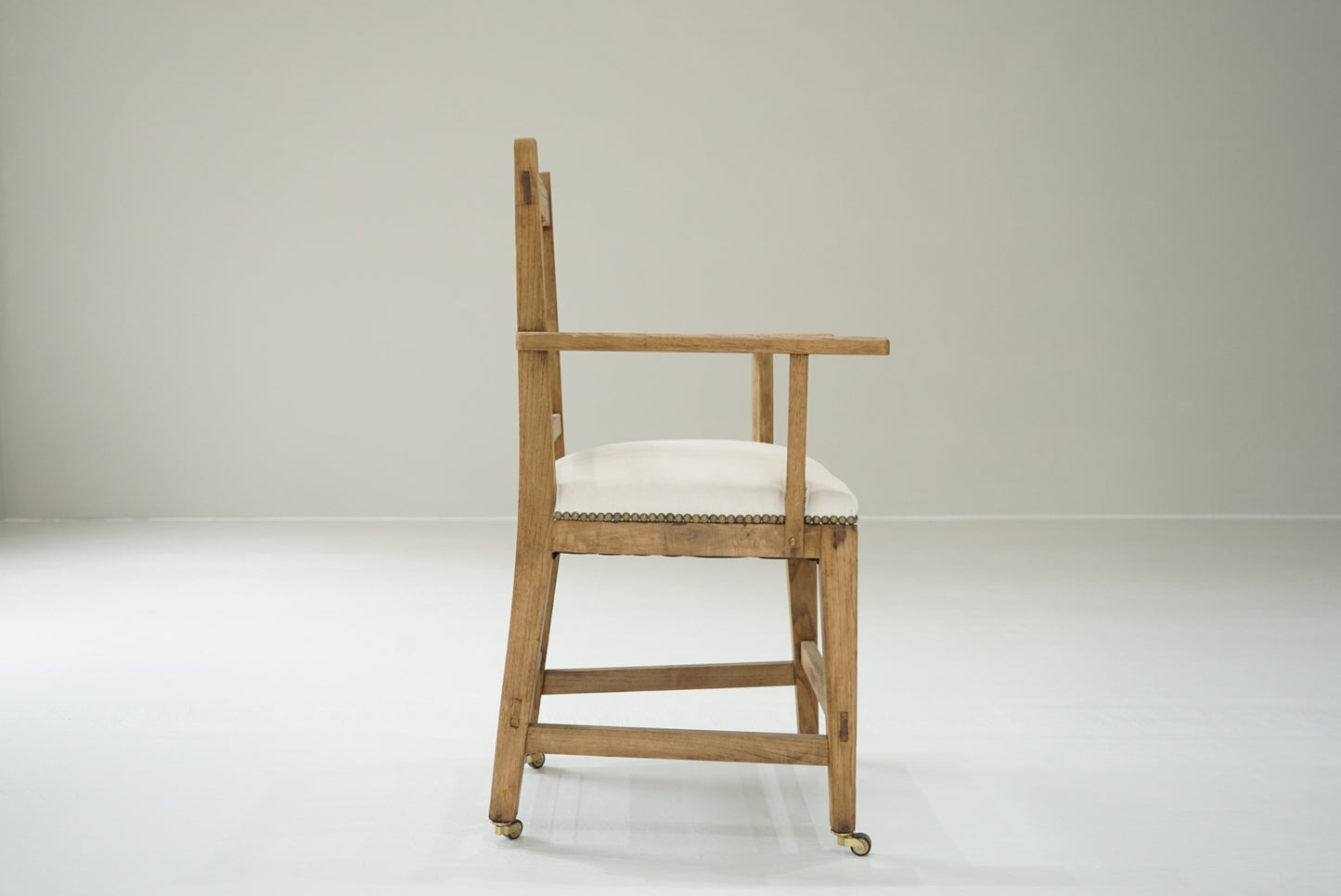 キャスターチェア