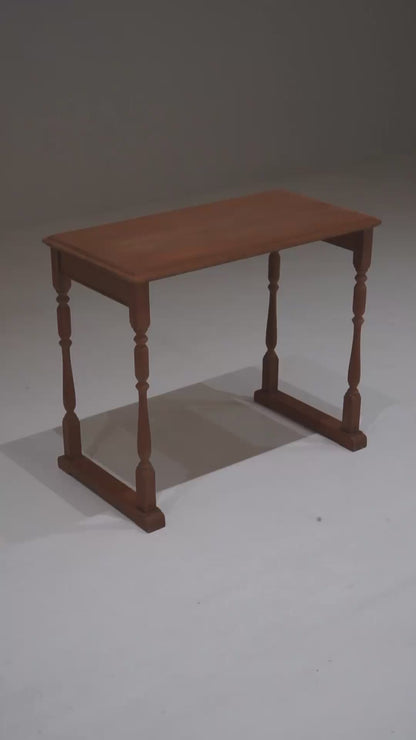 サイドテーブル